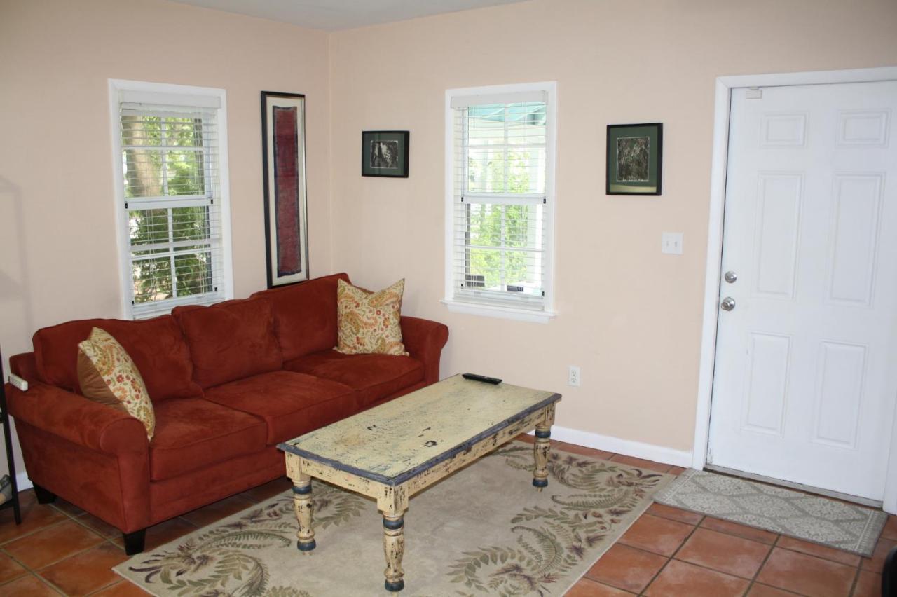 Сasa de vacaciones Key West Style Historic In Coconut Grove Florida, The Blue House Miami